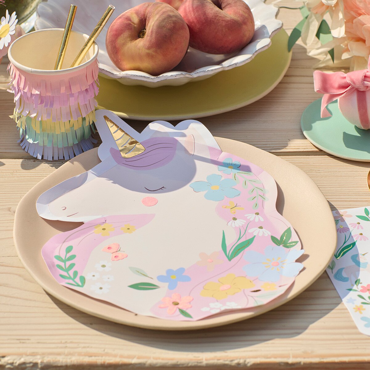 Meri Meri Meadow Unicorns Shaped Plates (x 8) - Grace and Fox