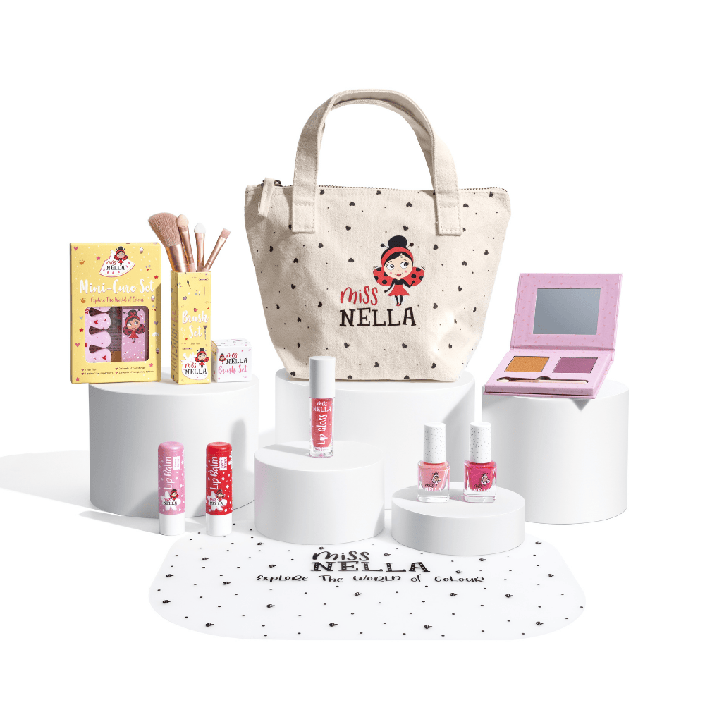 It's my Party gift set with Macaron Magic By Miss Nella