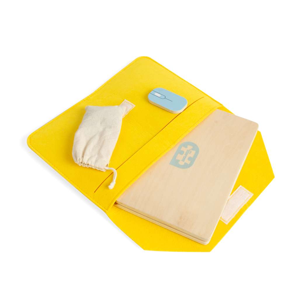 Bigjigs Wooden Tech Role Play Set - Grace and Fox