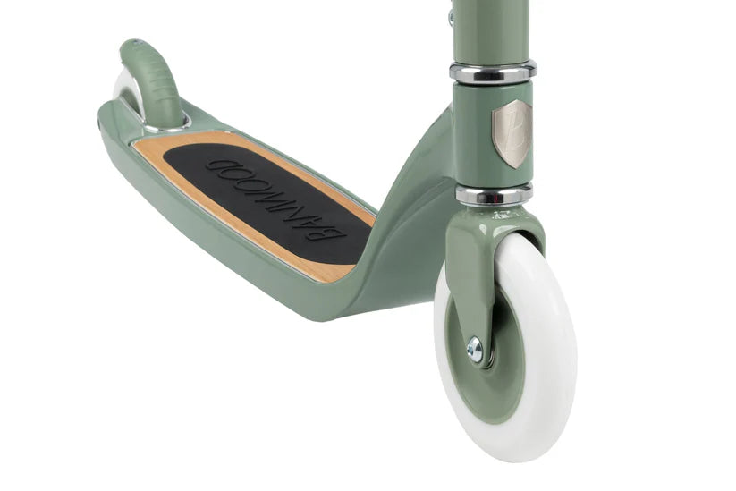Banwood Maxi Scooter - Forest - Grace and Fox