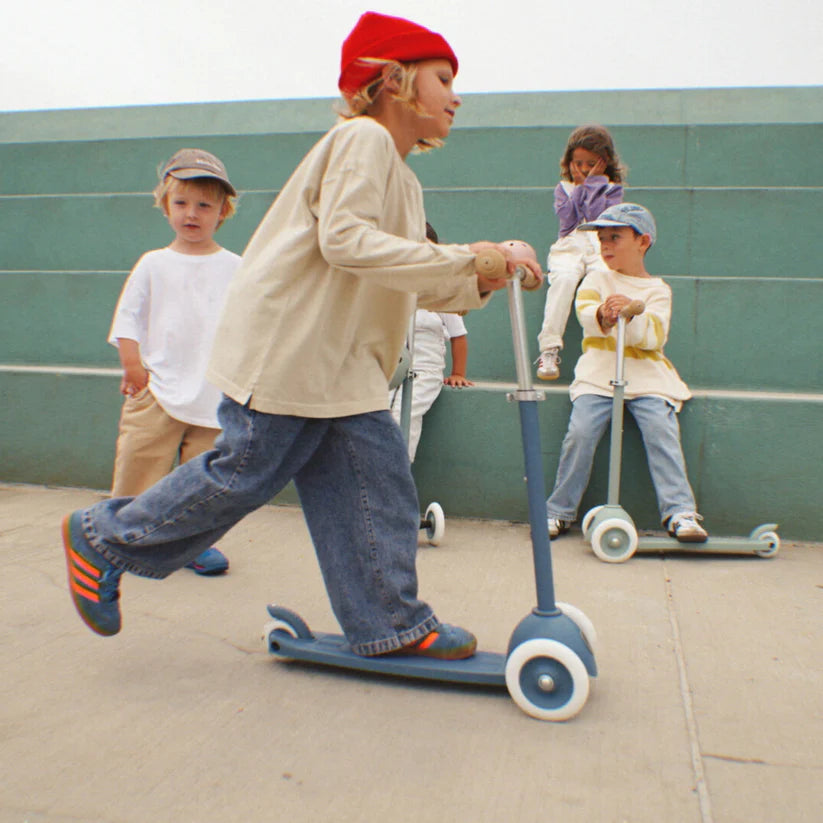 Banwood Eco Scooter - Deep Blue Sea - Grace and Fox