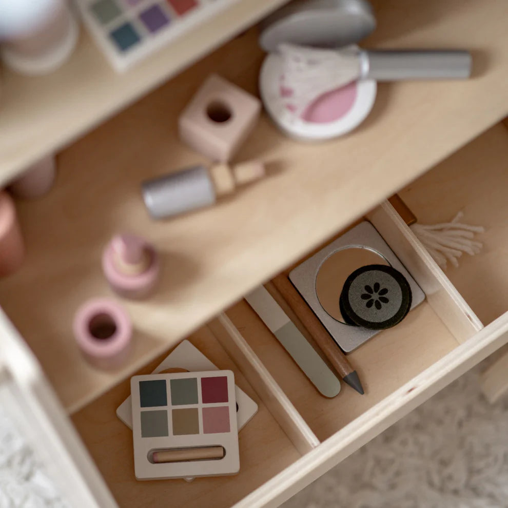 Jabadabado Wooden Beauty Salon - Grace and Fox