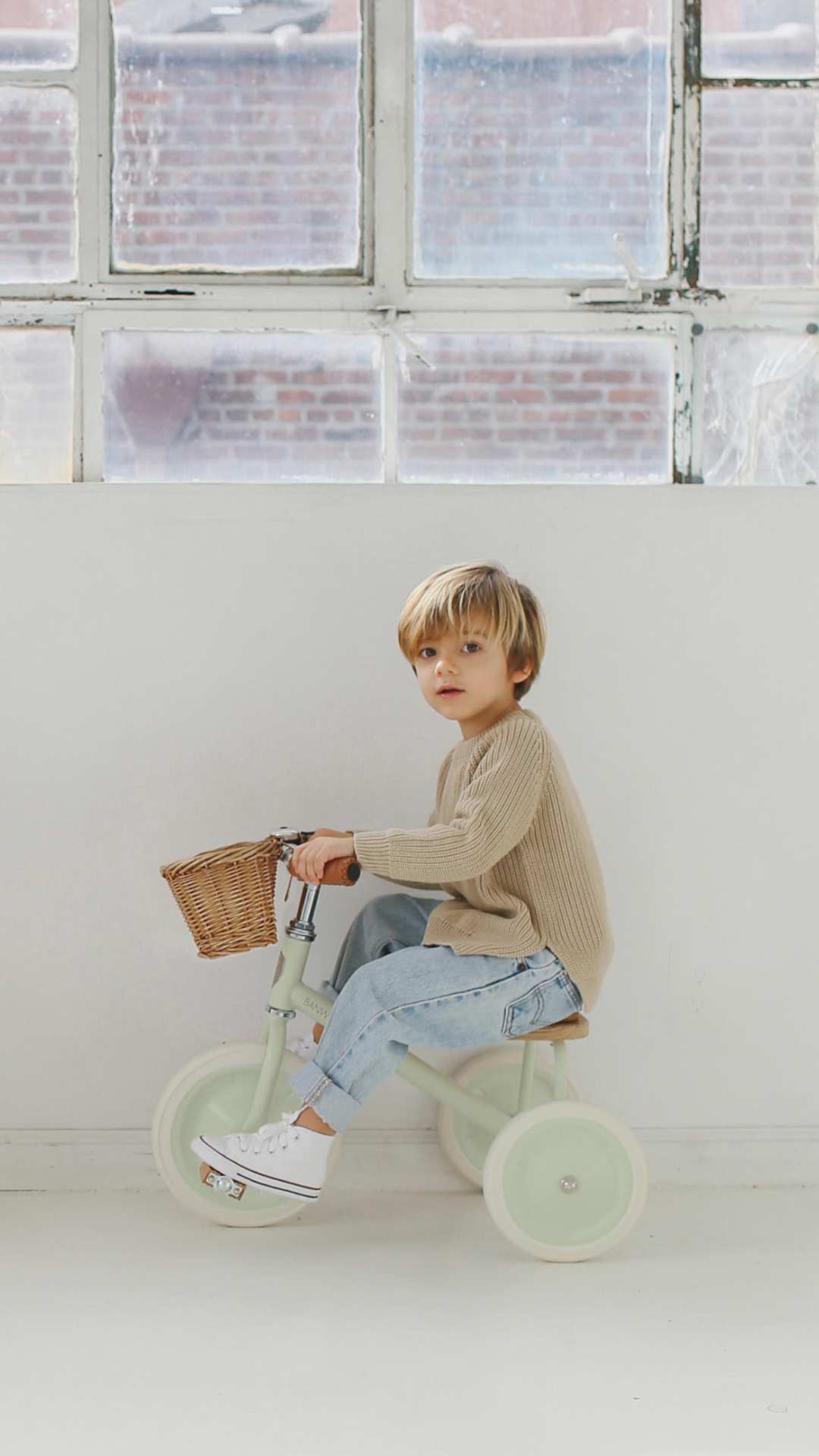 Banwood Vintage Trike - Pale Mint - Grace and Fox