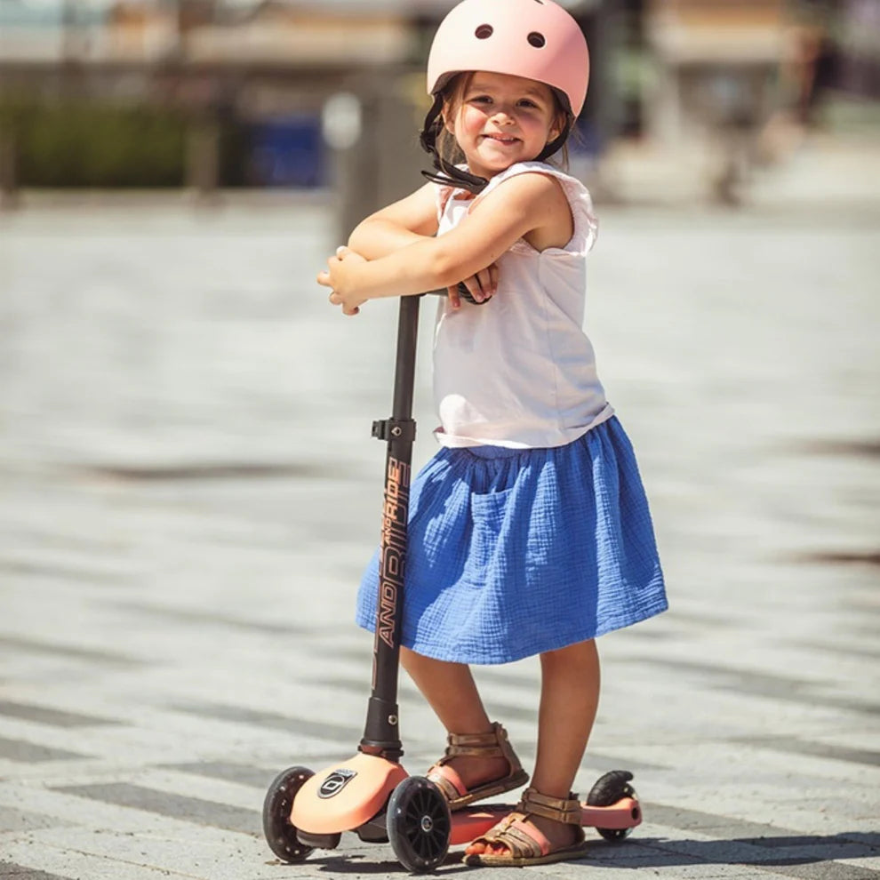 Scoot & Ride Highwaykick 3 LED Scooter - Peach - Grace and Fox