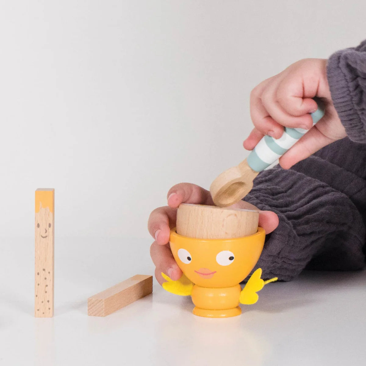 Le Toy Van Wooden Egg Cup & Soldiers - Grace and Fox
