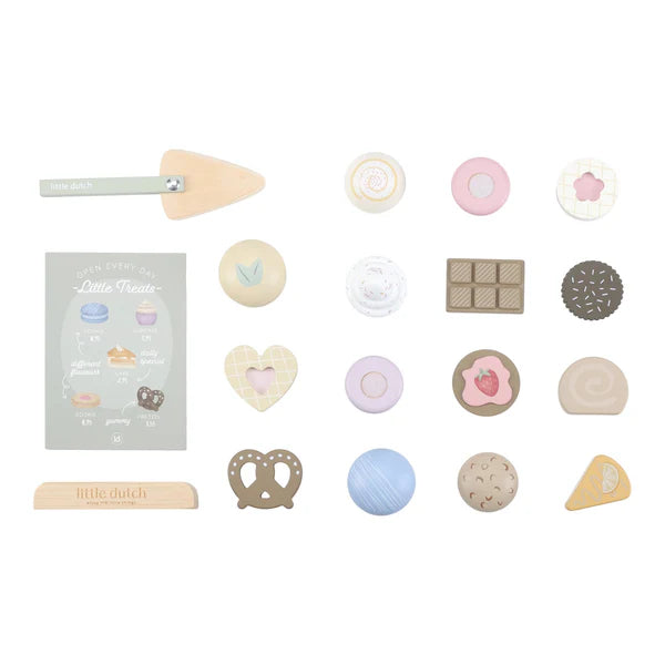 Little Dutch Wooden Cake Stand