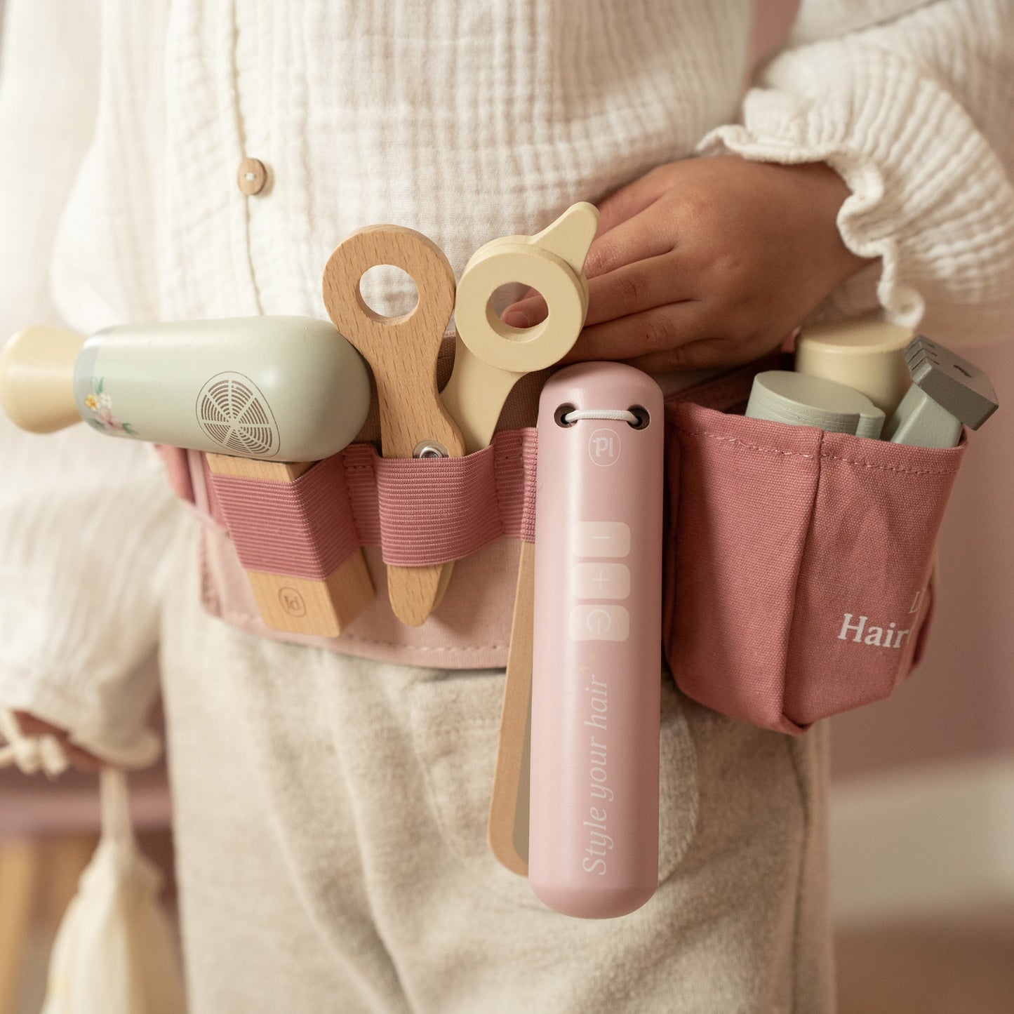 Little Dutch wooden hairdresser set with pink belt