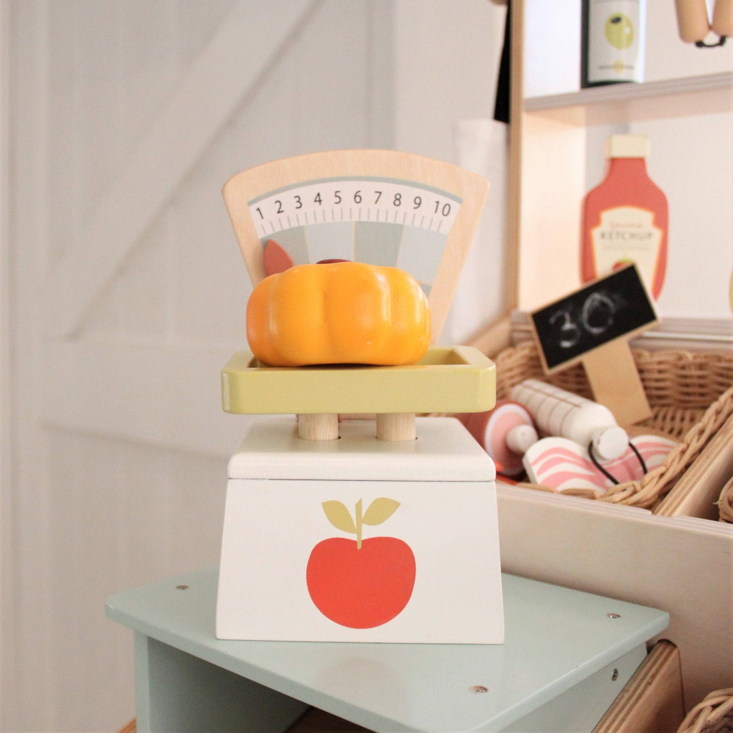 Tender Leaf Toys Wooden Market Scales - Grace and Fox