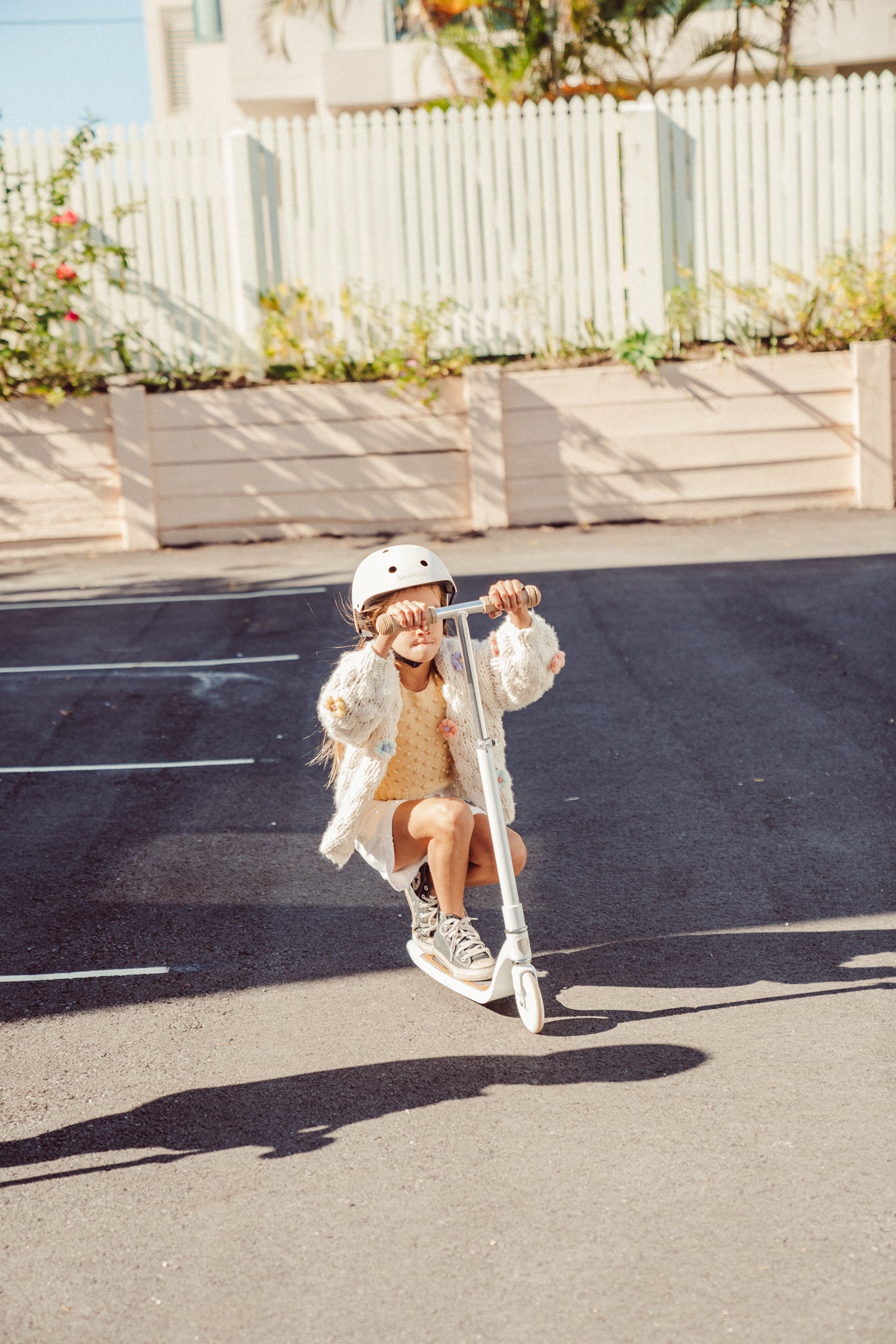 Banwood Maxi Scooter - White - Grace and Fox