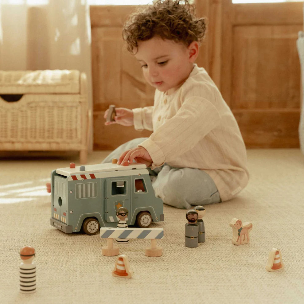 Little Dutch Police Van FSC