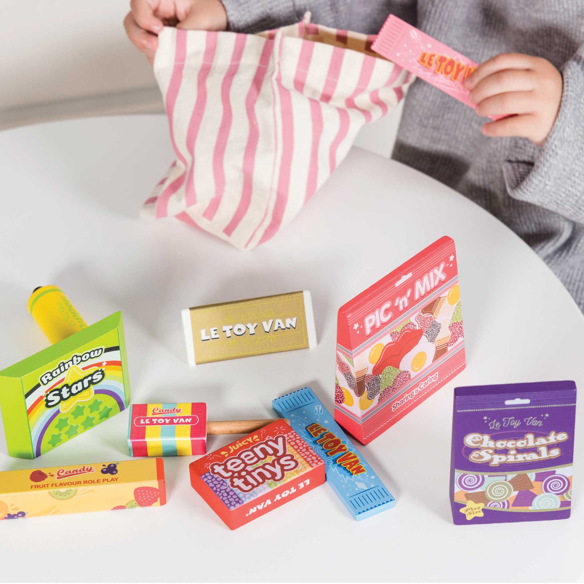 Le Toy Van Retro Sweets and Candy Roleplay Set - Grace and Fox