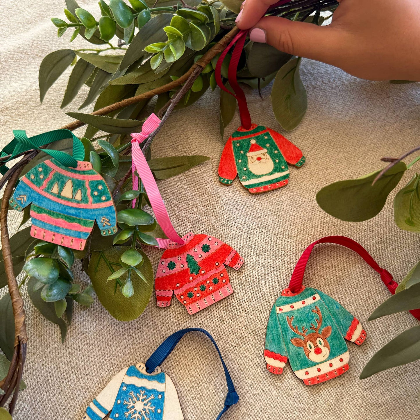 Cotton Twist Wooden Christmas Jumper Decoration Kit