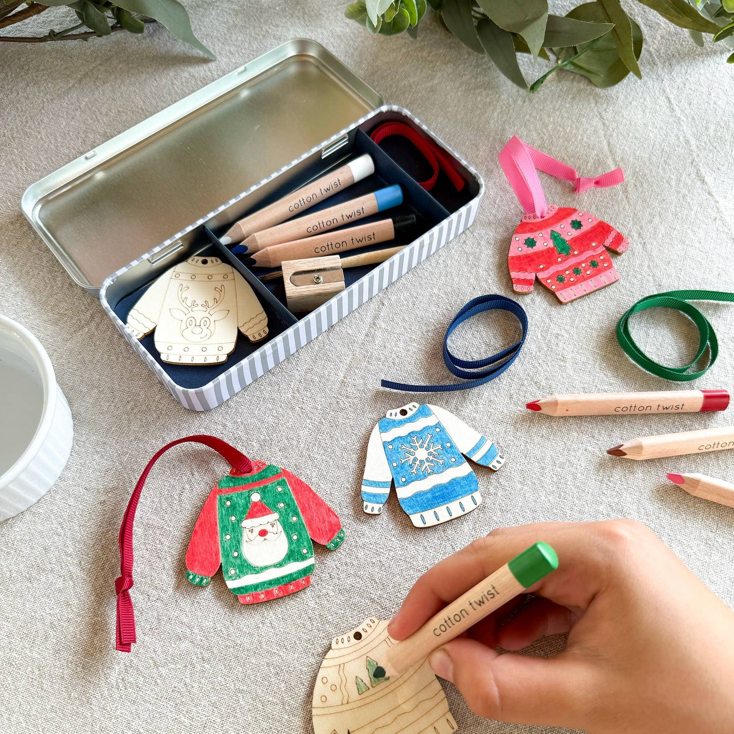 Cotton Twist Wooden Christmas Jumper Decoration Kit