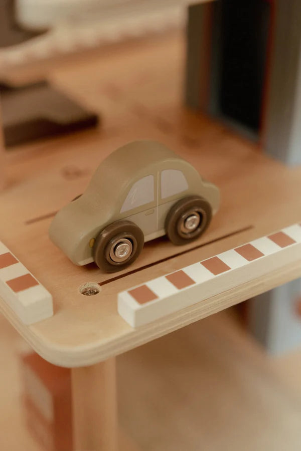 Little Dutch Wooden Parking Garage