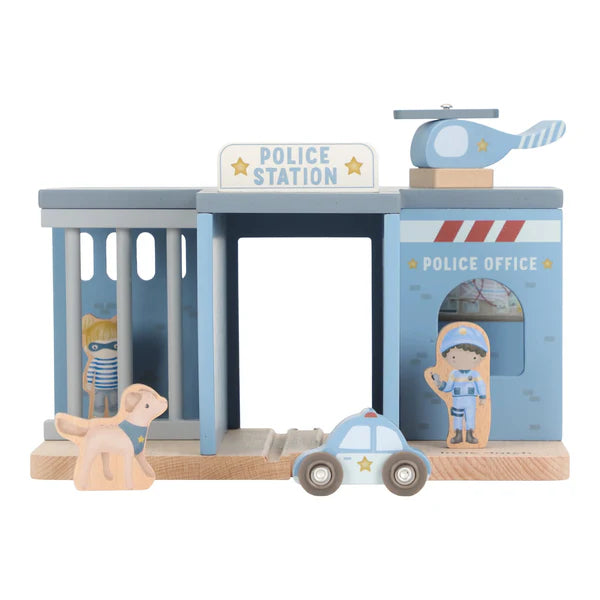 Little Dutch - Police station FSC - Grace and Fox